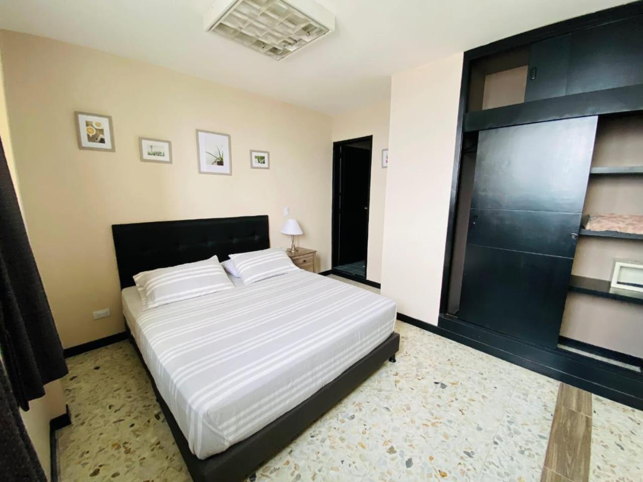 Apartaestudios - Torre De Cali Kültér fotó